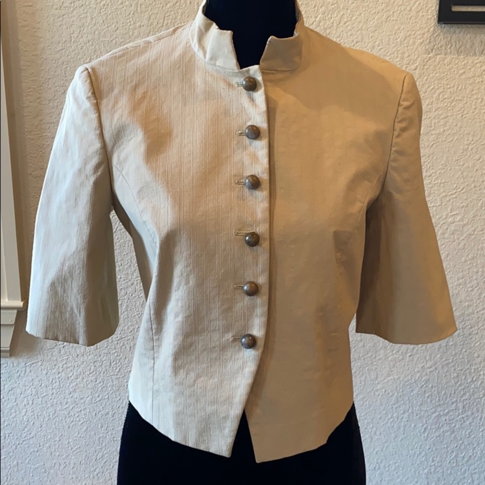 KULSON Fitted Button Front Short Jacket